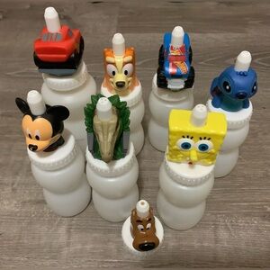 7 Count Character Themed Bottles +Extra Topper